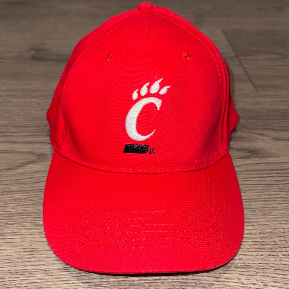 University of Cincinnati Cap with Logo